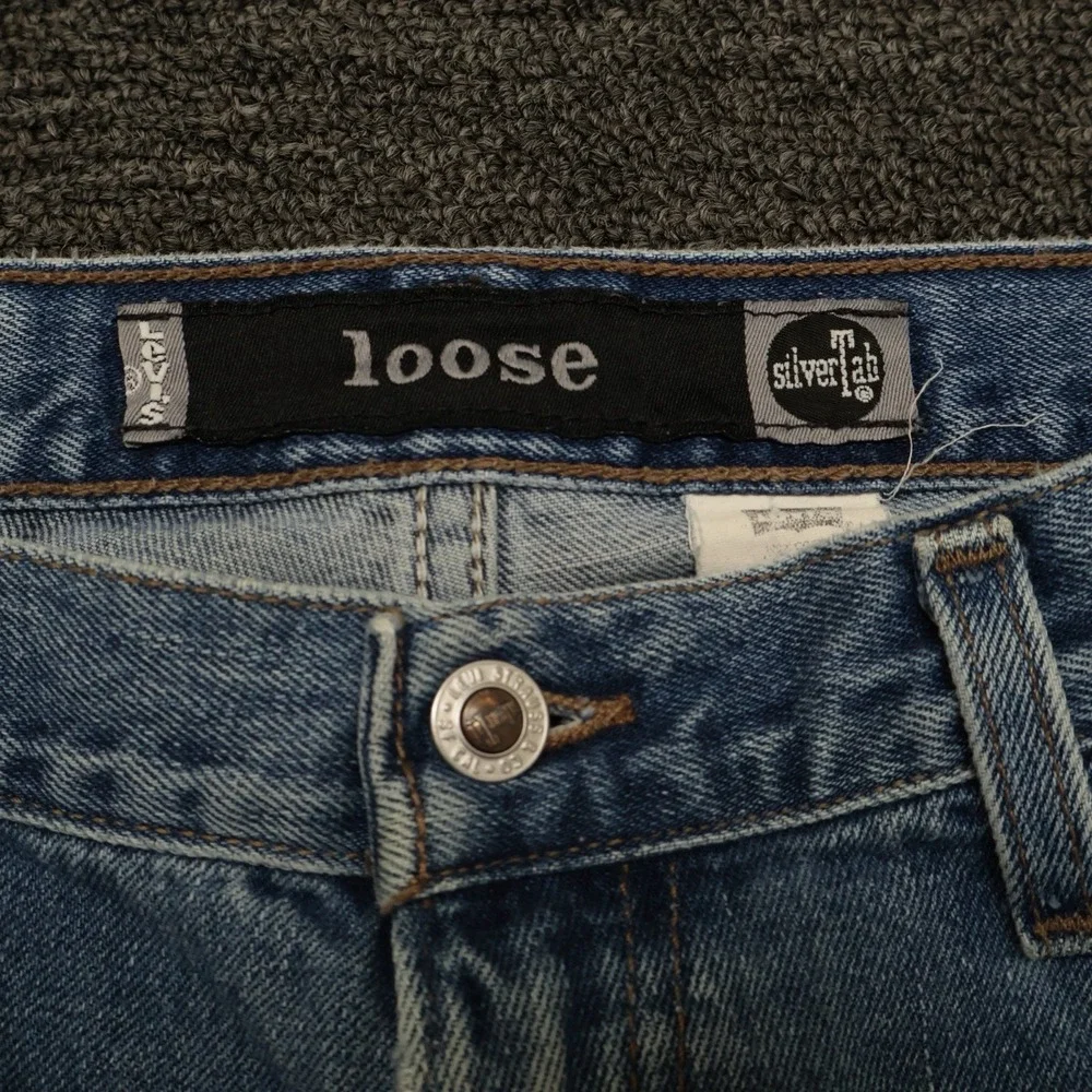 Levis silverTab LOOSE Vintage Denim Blue Jeans Men's 33x32 Made in USA 90s Y2K